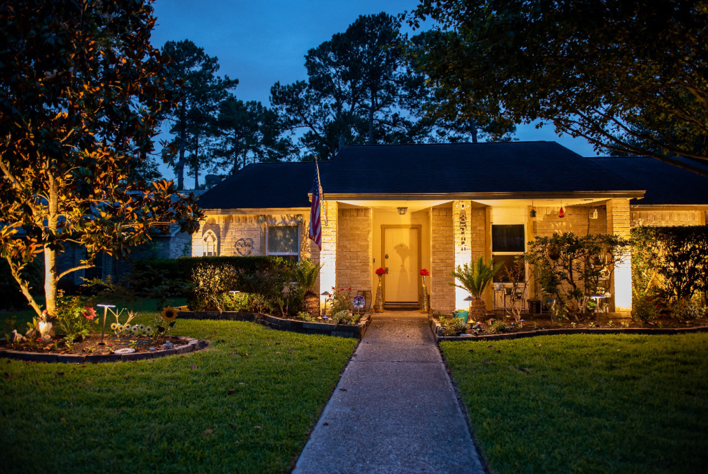 landscape lights at a house