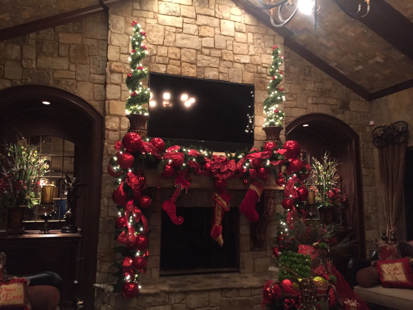 Display of indoor Christmas lights 